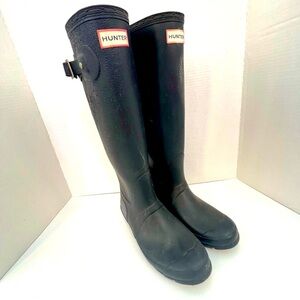 Hunter originally tall black boots size 7